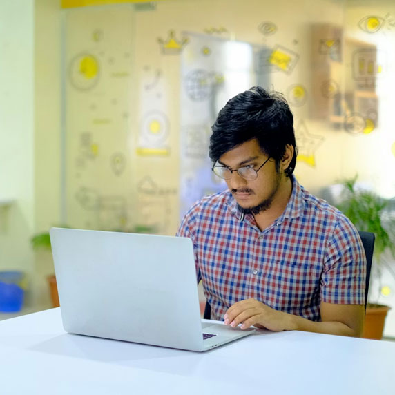 Professional working environment in biotech company